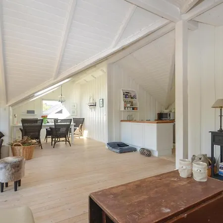 Three-bedroom Holiday In Vaggerlose Holiday home